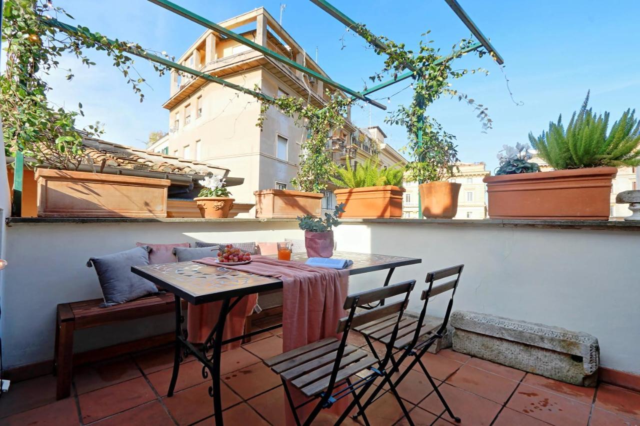 Apartmán Campo De Fiori Řím Exteriér fotografie