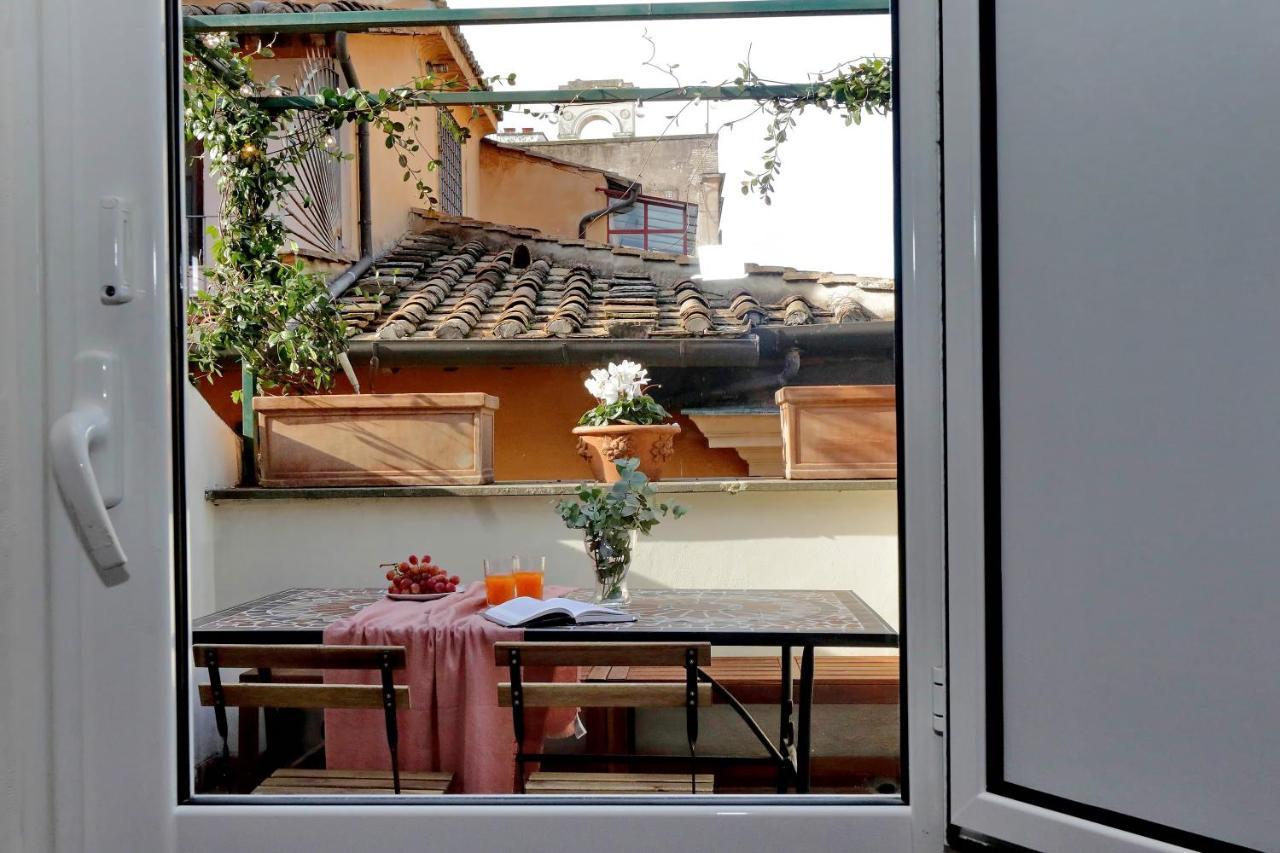 Apartmán Campo De Fiori Řím Exteriér fotografie
